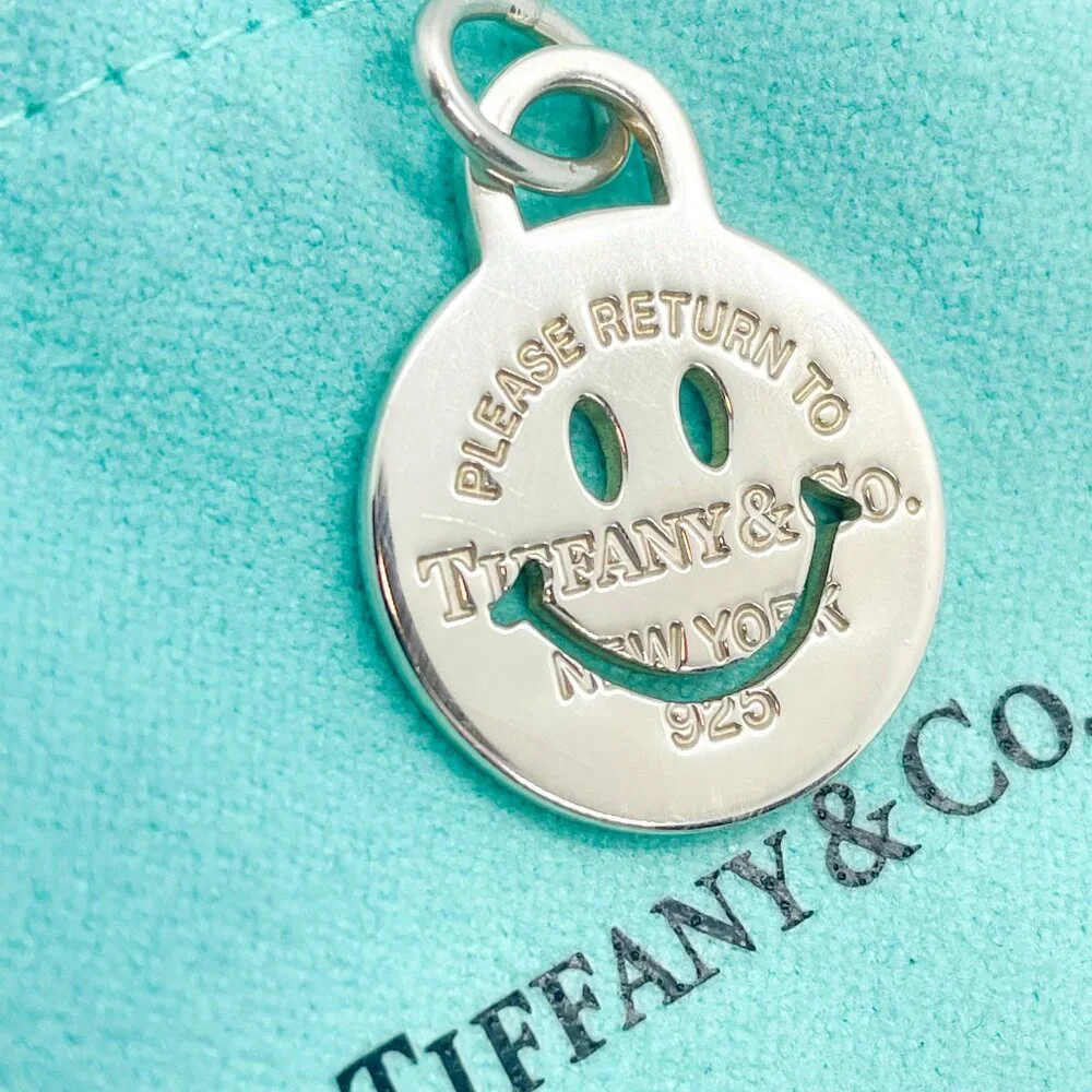 RARE Tiffany & Co Return to Tiffany Smile Happy Charm Pendant Silver - Picture 5 of 16